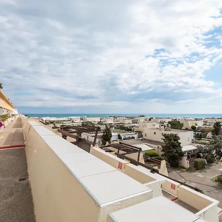 Bulldog Port Nature 4 - Village Naturiste Apartman